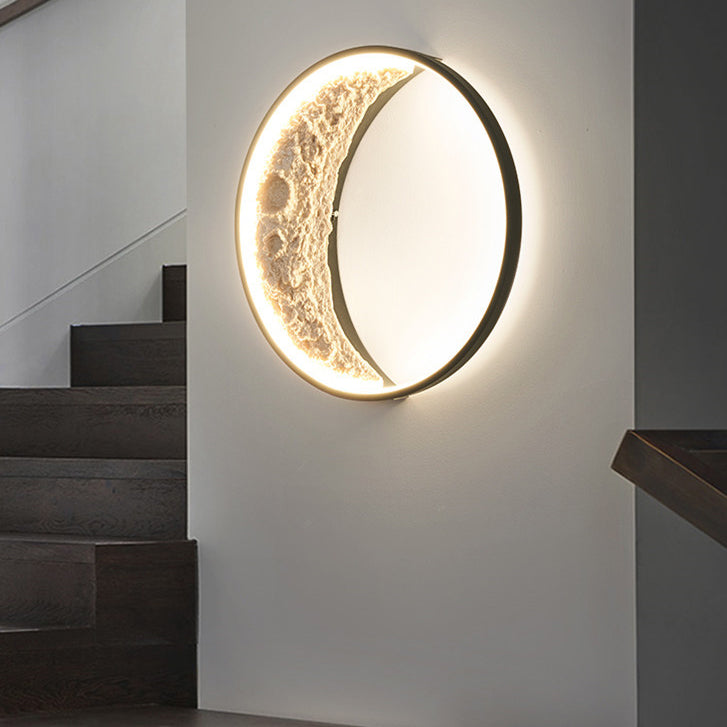 Round Metal Resin Bedroom Wall Lamp