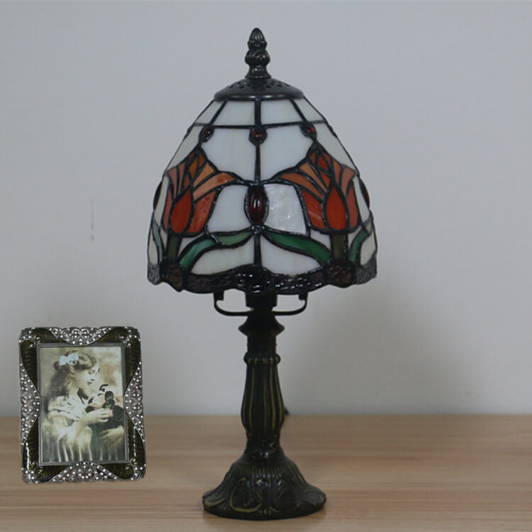 Style Stained Glass Cone Table Lamp