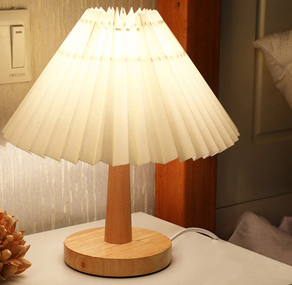 Pleated Umbrella-shaped Table Lamp