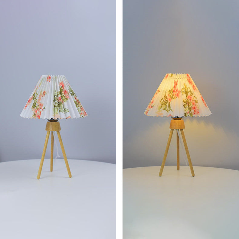 Tripod Pleated Design Umbrella Table Lamp