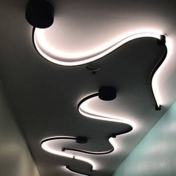 Long Aluminum Snake Shaped Wall Lamp