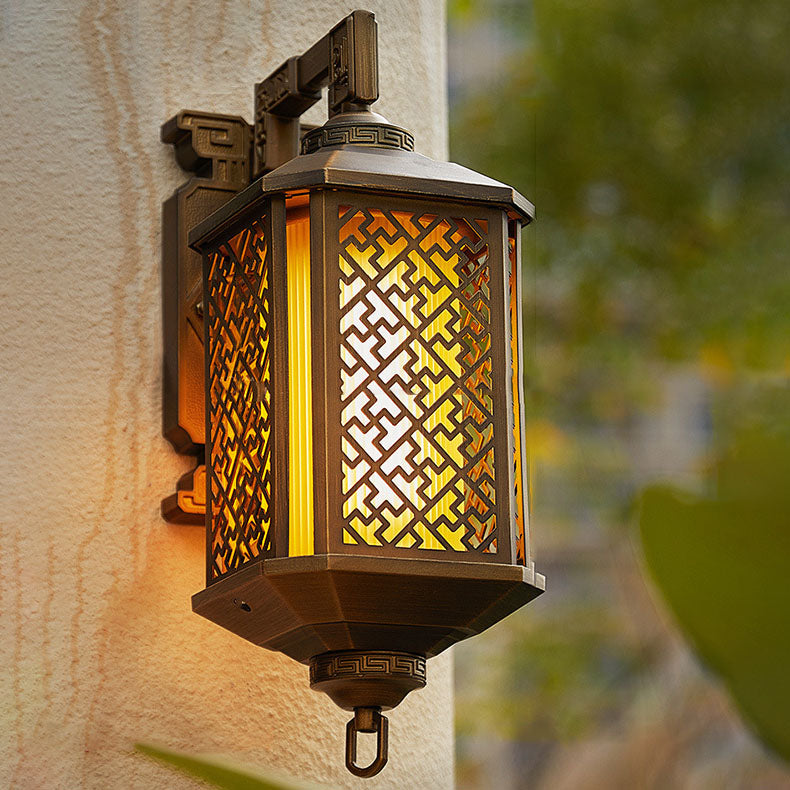 Brushed Aluminum House Pagoda Outdoor Light