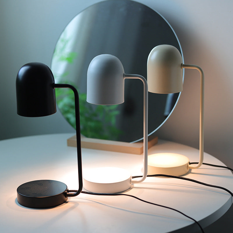 Iron Cylinder Melting Wax Table Lamp
