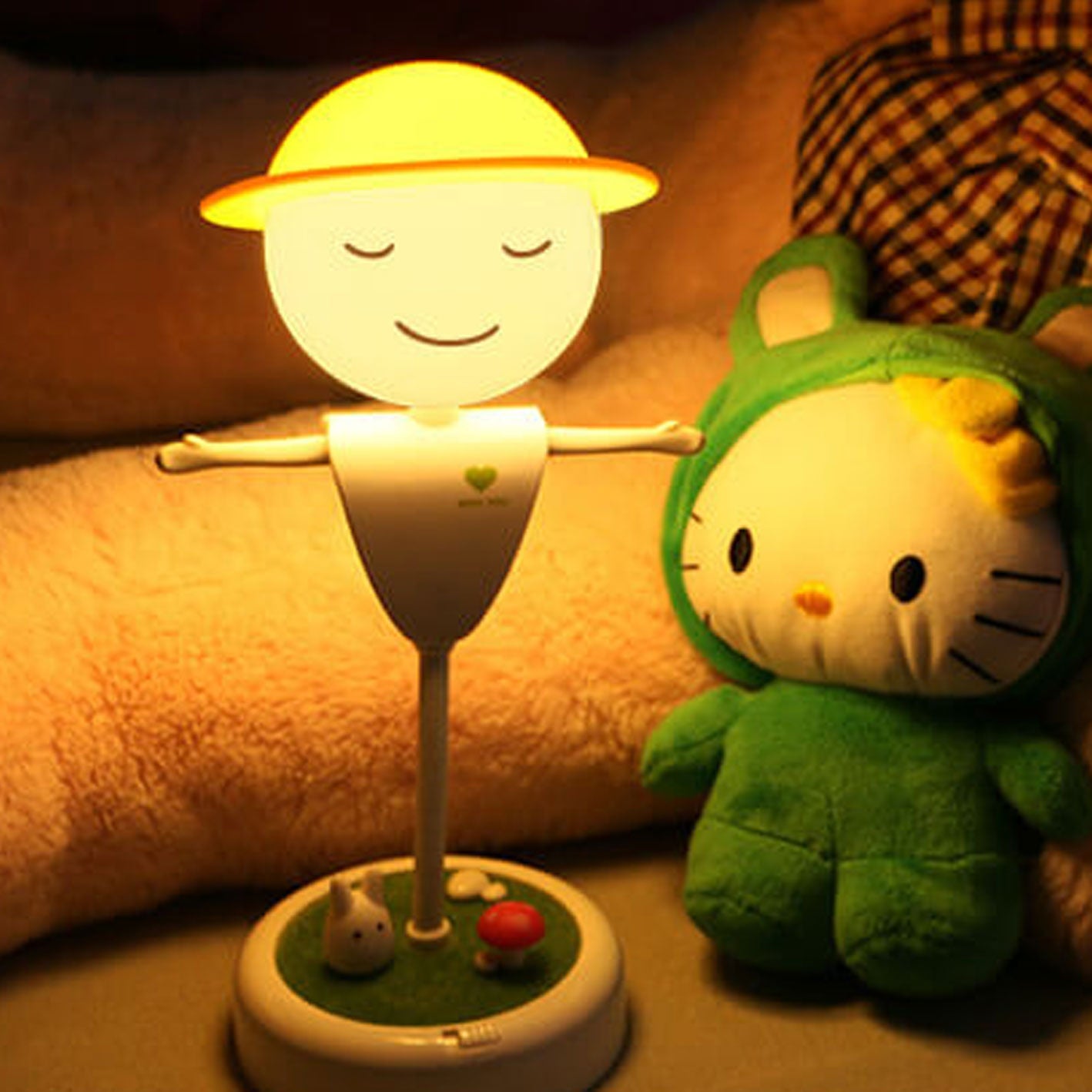 Cartoon Scarecrow Smiling Face Table Lamp