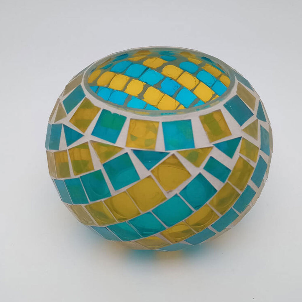 Stained Glass Spiral Pattern Outdoor Light
