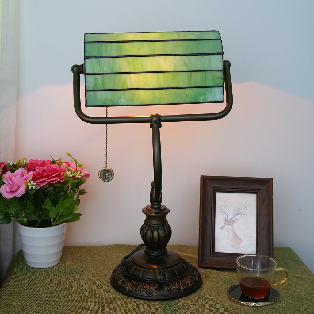 Green Leaf Red Spot Table Lamp
