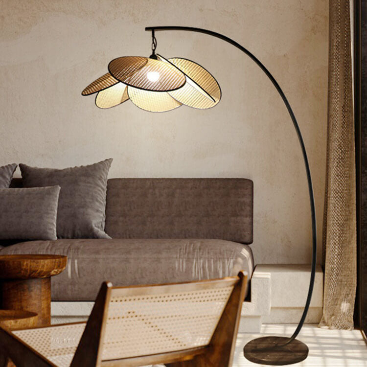 Rattan Flower Shape Living Floor Lamp