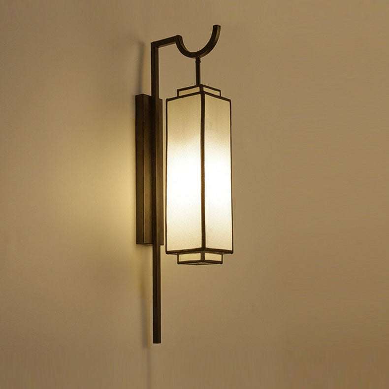 Iron Cloth Wall Lamp