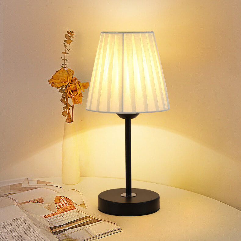 Black White Pleated Metal Table Lamp