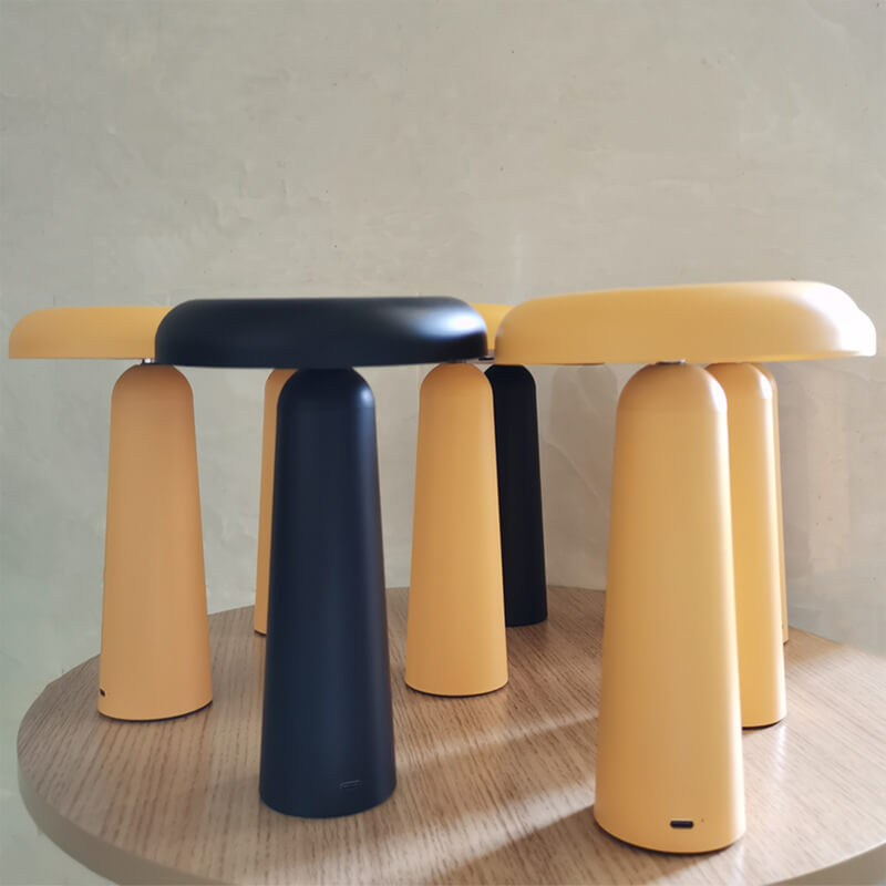 Flying Saucer Rotatable Night Table Lamp