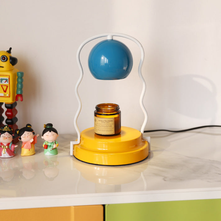 Wavy Iron Round Melting Table Lamp