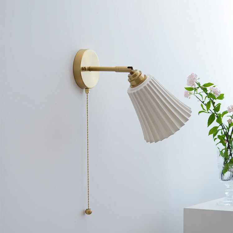 Minimal Brass Ceramic Wall Lamp