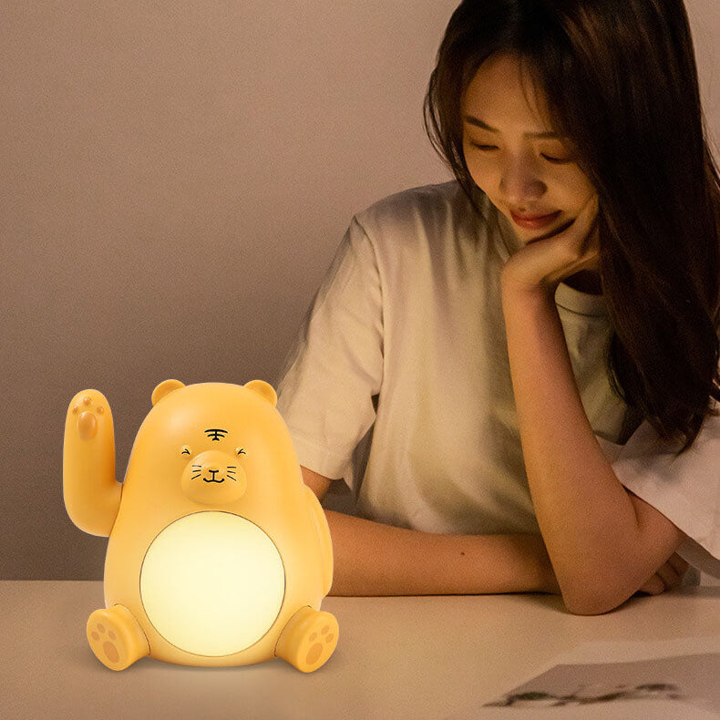 Cartoon Handle Tiger Night Table Lamp