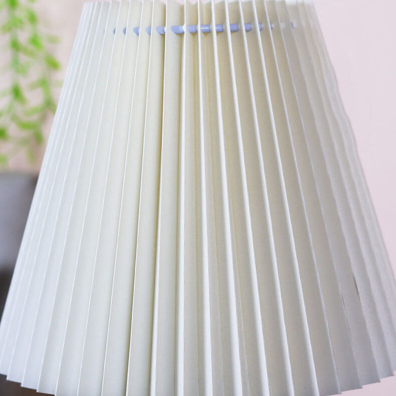 Cone Pleated Fabric Crystal Table Lamp