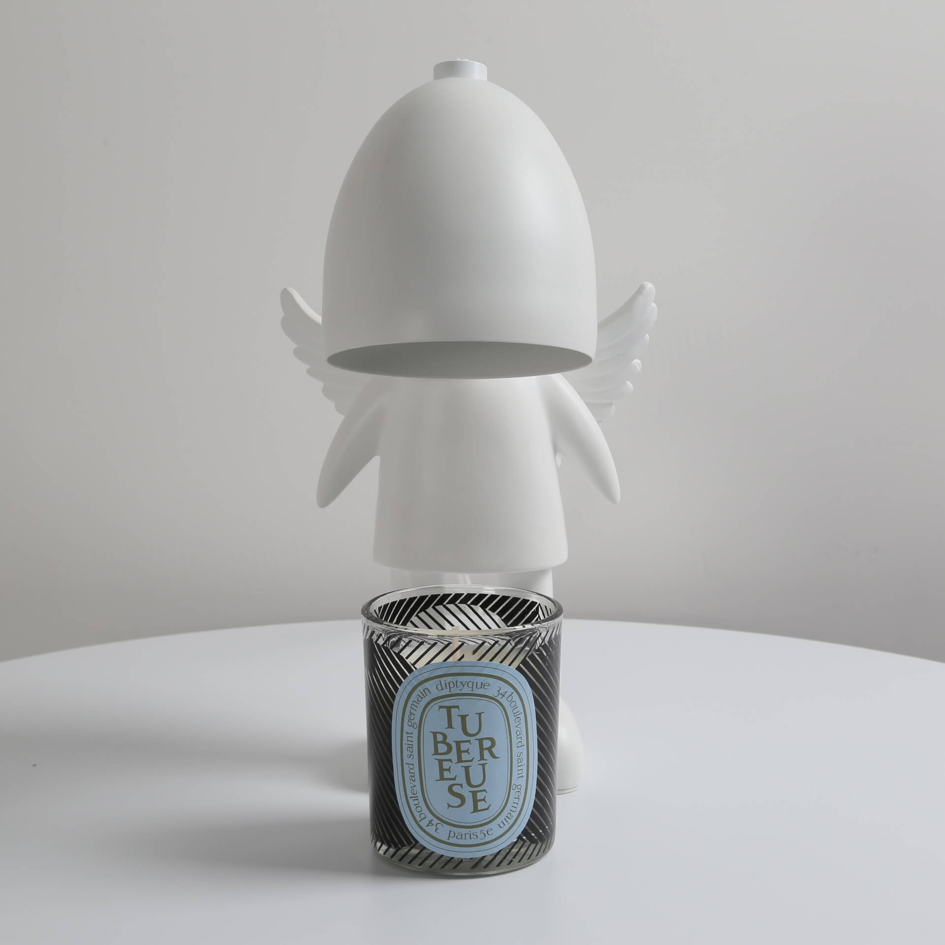 Resin Cartoon Angel Robot Table Lamp