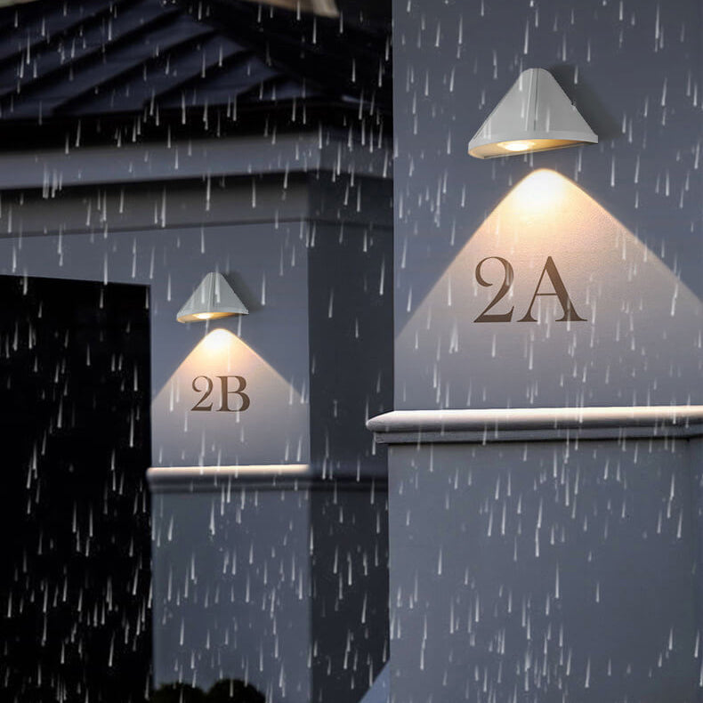 Triangle Cone Aluminum Lens Outdoor Light