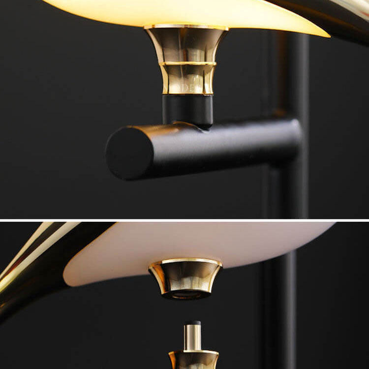 Magpie Bird Table Lamp