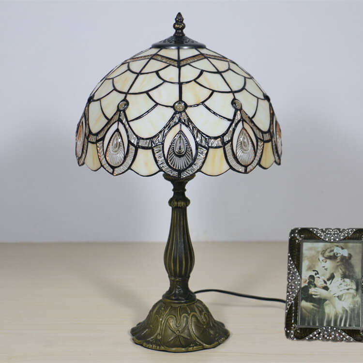 Lotus Resin Stained Glass Table Lamp