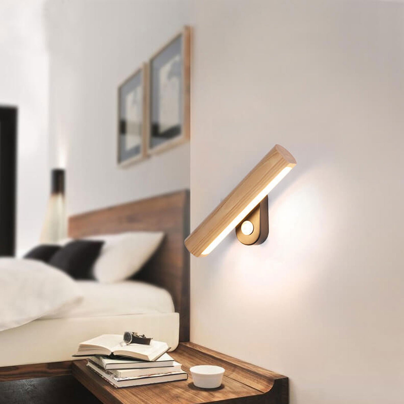 Solid Wood Bar Rotating Wall Lamp