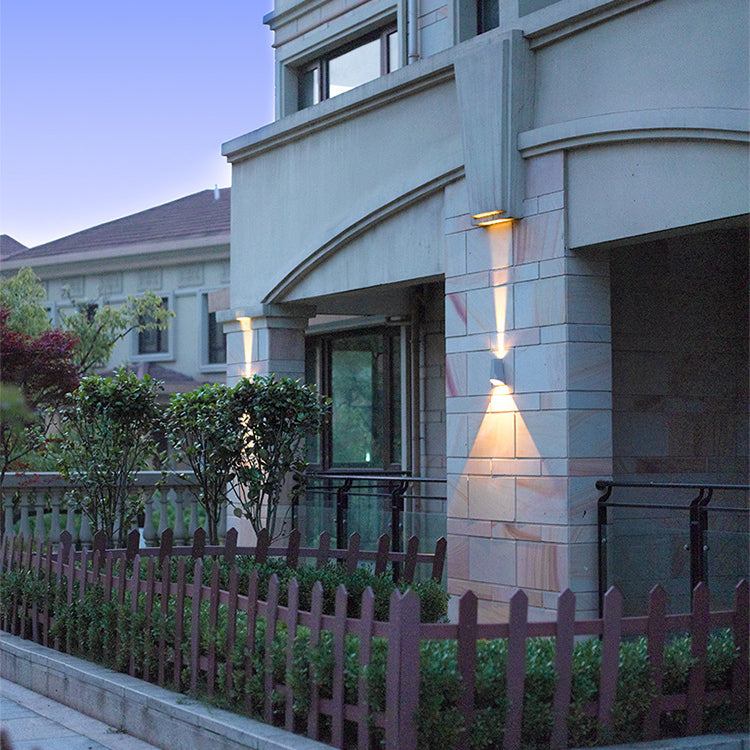 Trapezoidal Aluminum Silicone PVC Outdoor Light