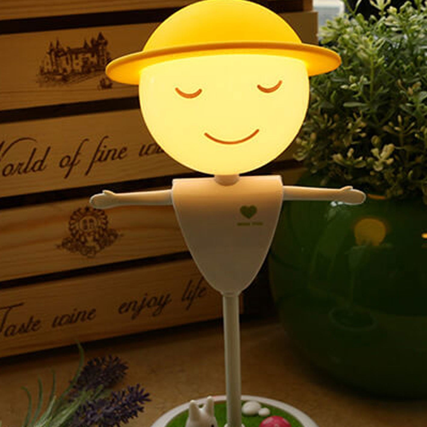 Cartoon Scarecrow Smiling Face Table Lamp