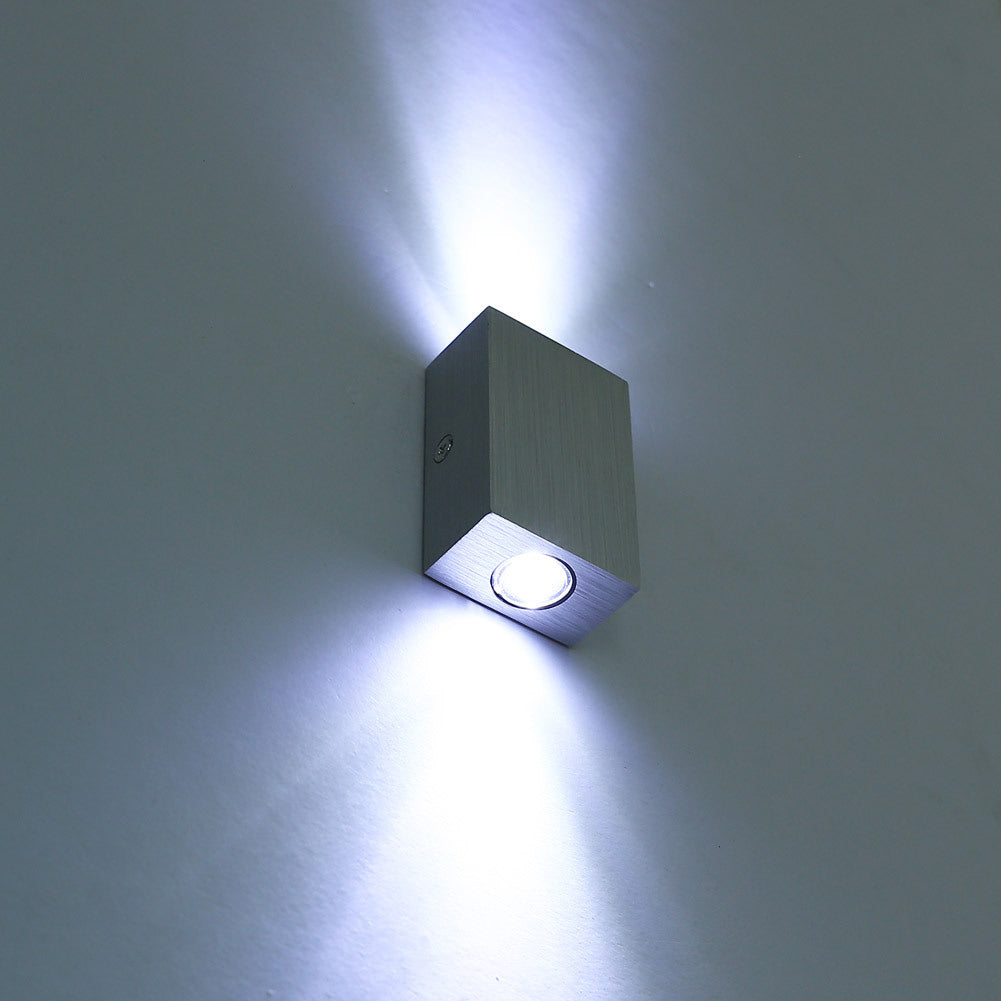 Aluminum Cubic Patio Outdoor Light
