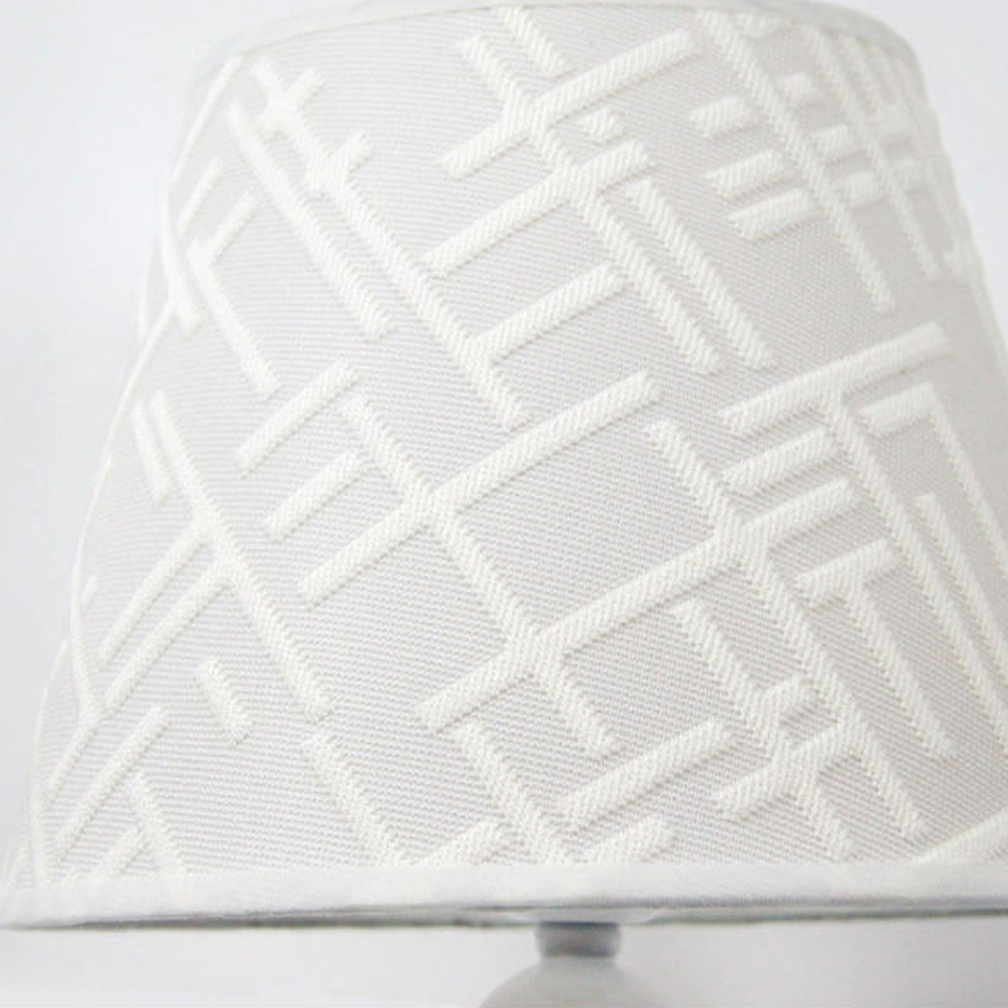 Fabric Curve Table Lamp