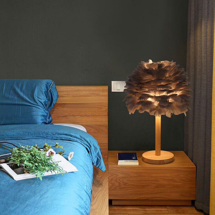 Feather Decorative Solid Wood Table Lamp