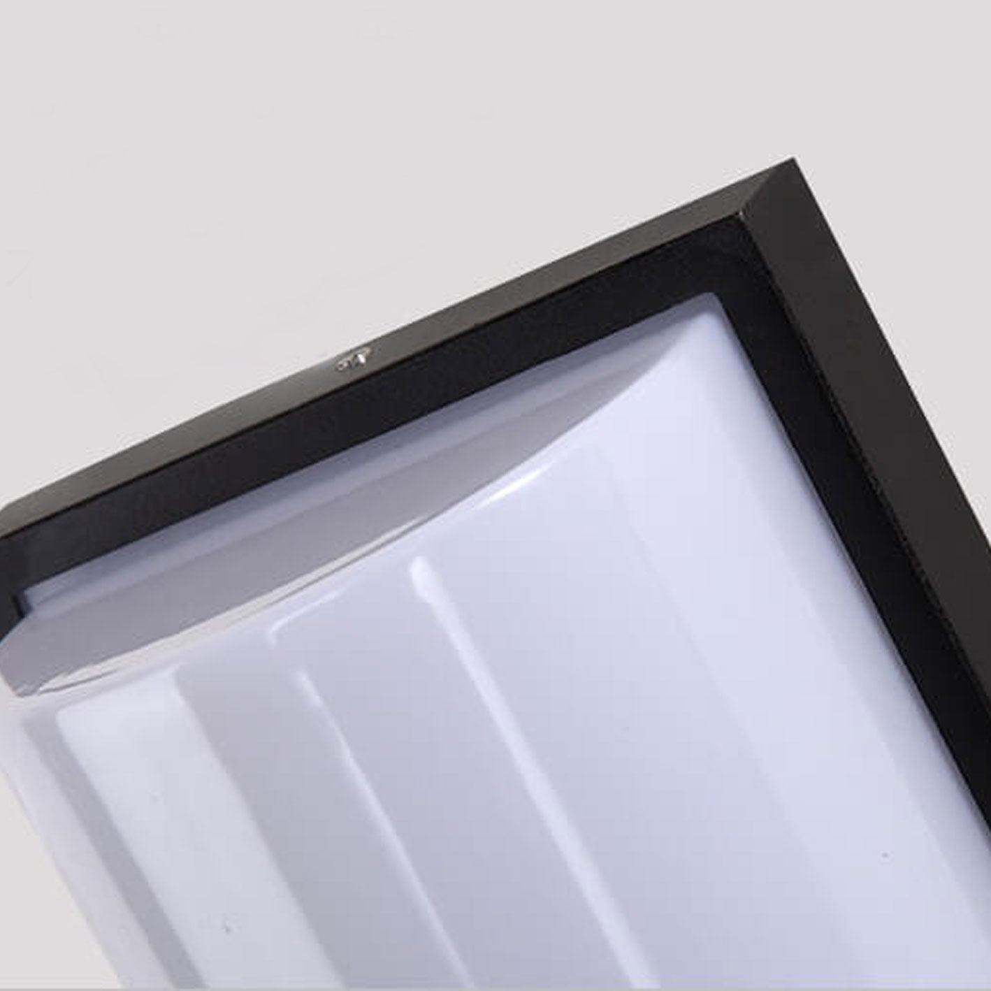 Cylindrical Wall Lamp