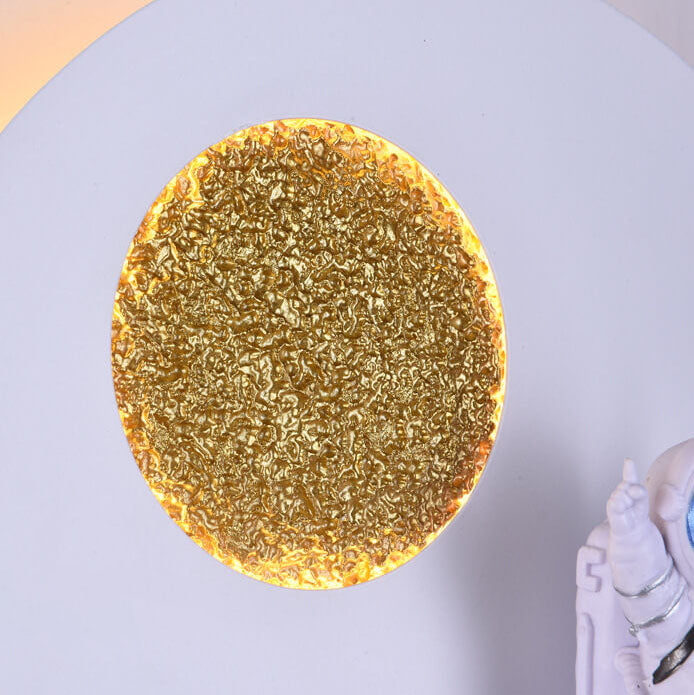 Iron Resin Round Astronaut Wall Lamp