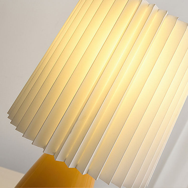 Pleated Fabric Ceramics Bedroom Table Lamp