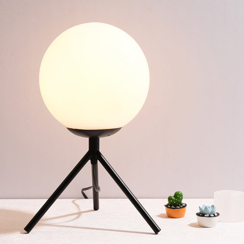 Iron Glass Ball Bracket Table Lamp