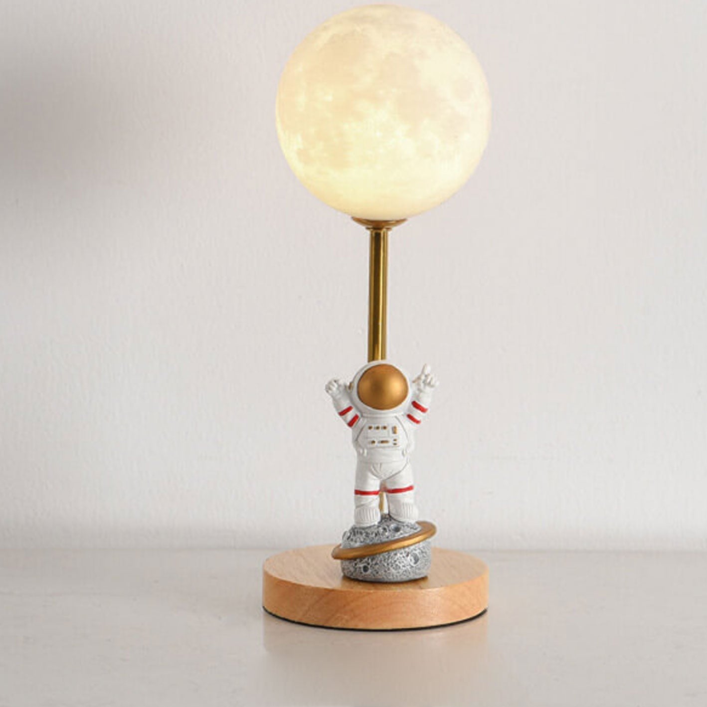 3D Printed Moon Decorative Table Lamp