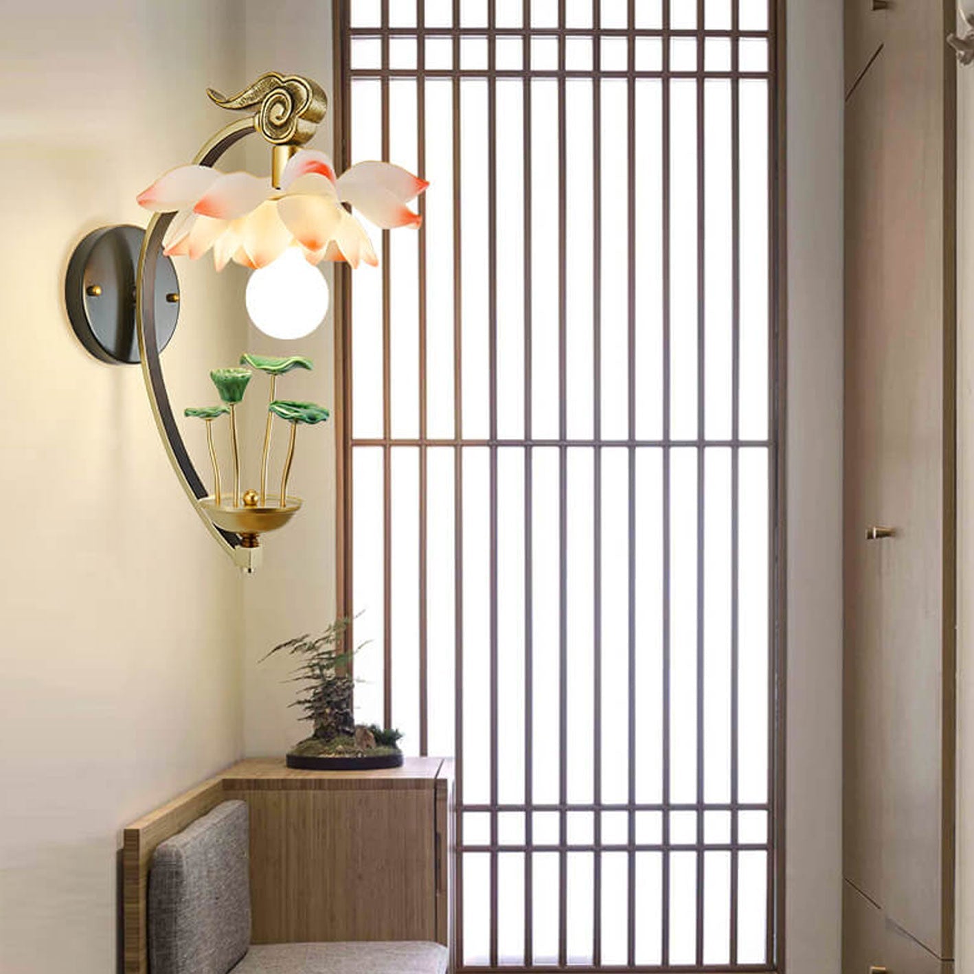 Lotus Ceramic Resin Wall Lamp