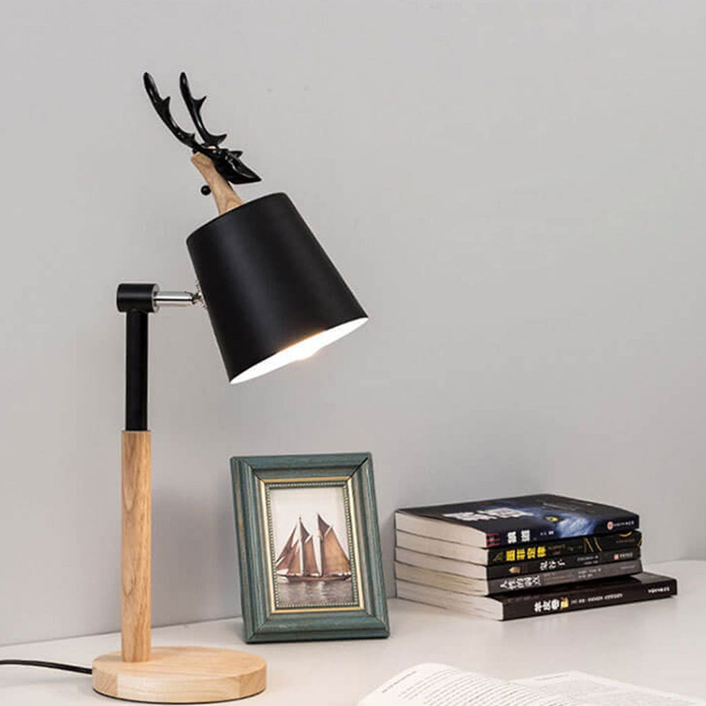 Moose Design Iron Wood Table Lamp