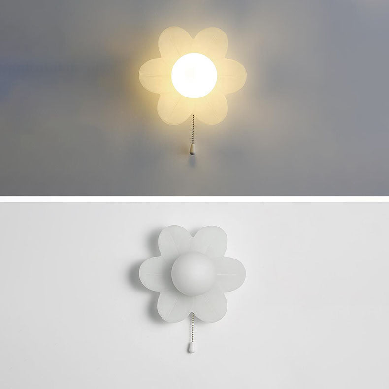 Cream Flower Resin Bedroom Wall Lamp