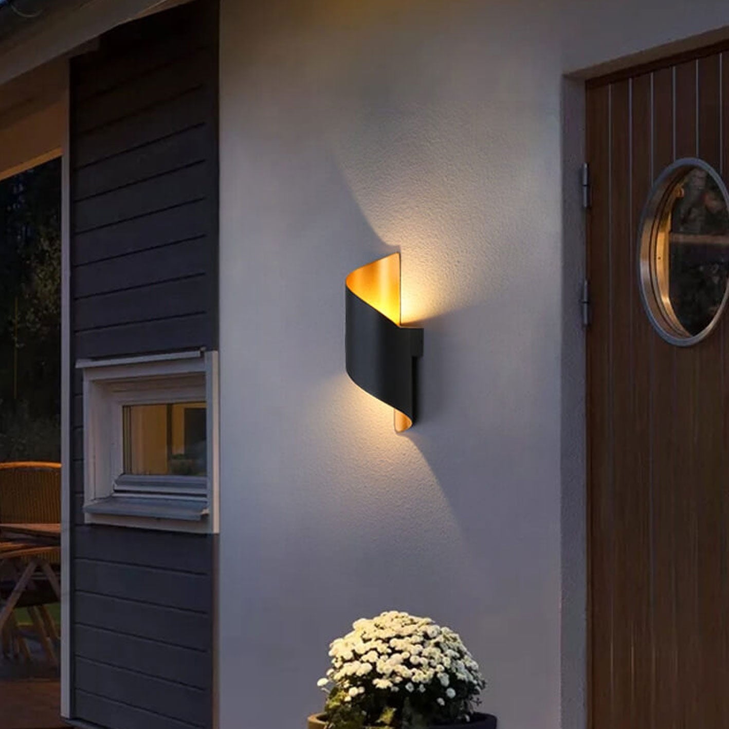 Aluminum Bending Column Outdoor Light
