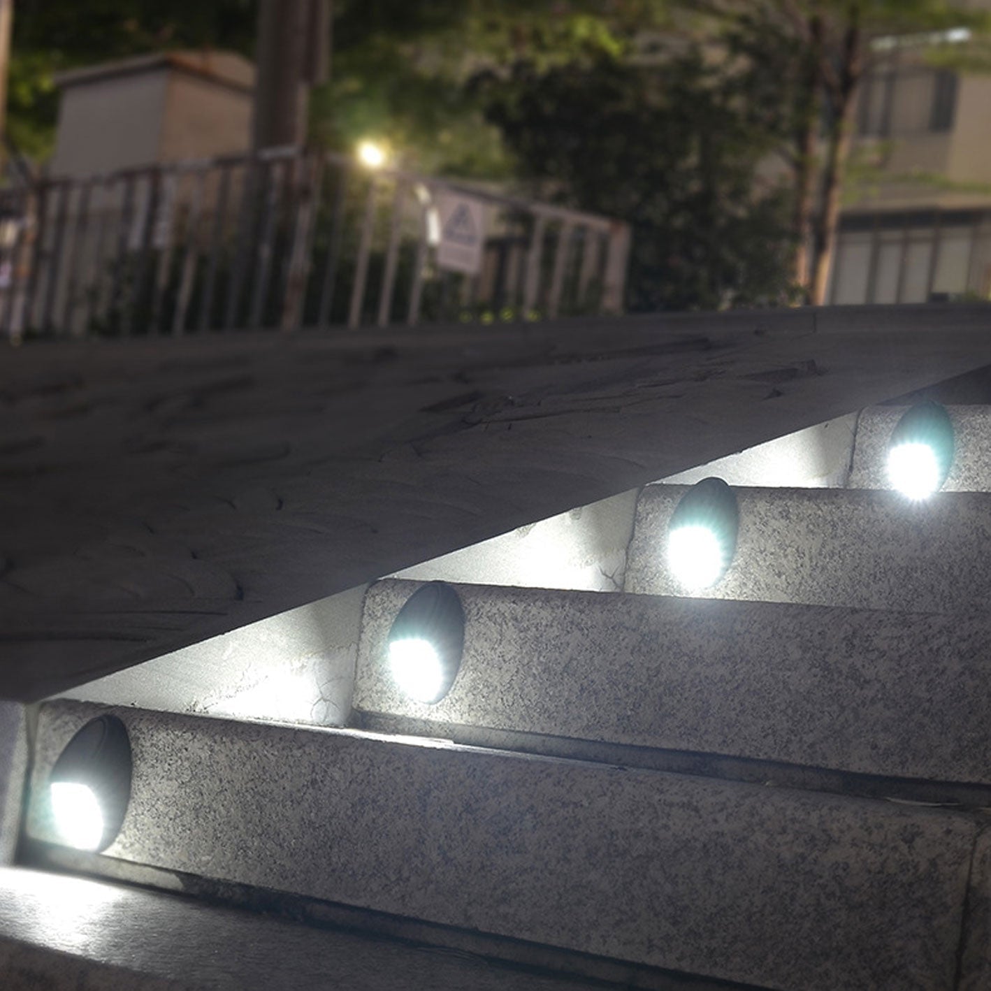 Oval Garden Fence Outdoor Light