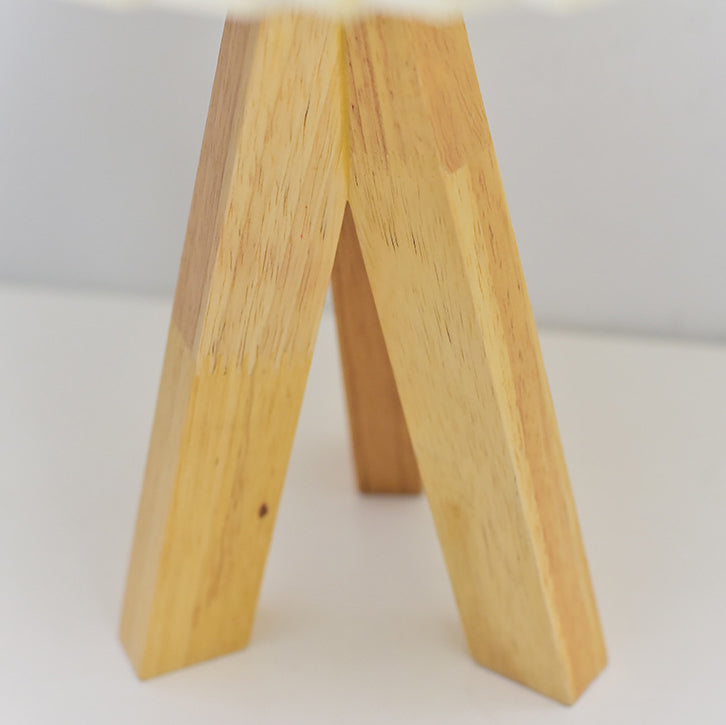 Round Cone Tripod Fabric Table Lamp