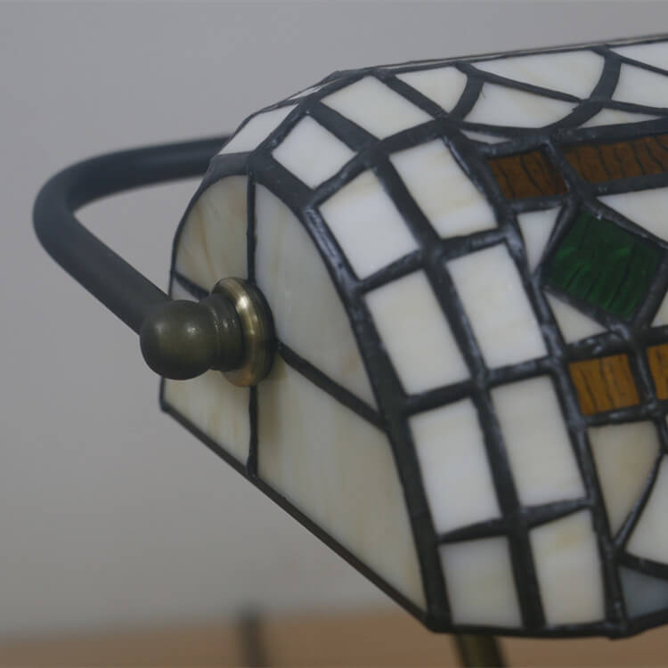 European Vintage Tiffany Table Lamp
