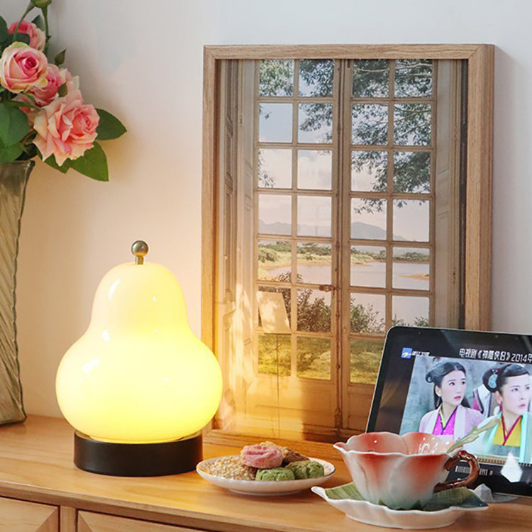 Gourd Glass Lampshade Night Table Lamp