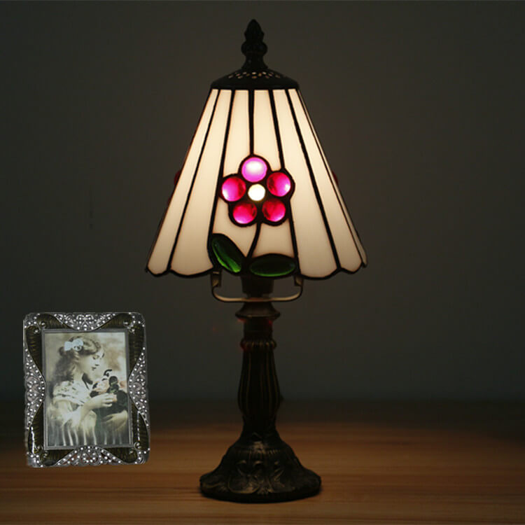 Style Stained Glass Cone Table Lamp