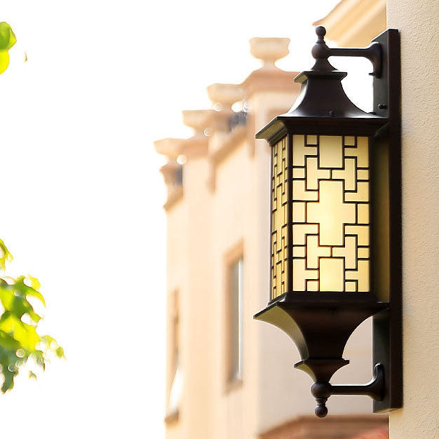 Square Lantern Cage Outdoor Light