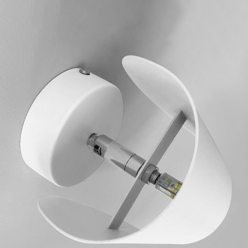 Curved Arc Iron Wall Lamp