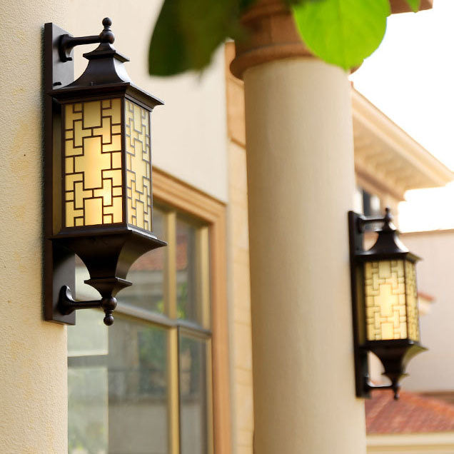 Square Lantern Cage Outdoor Light