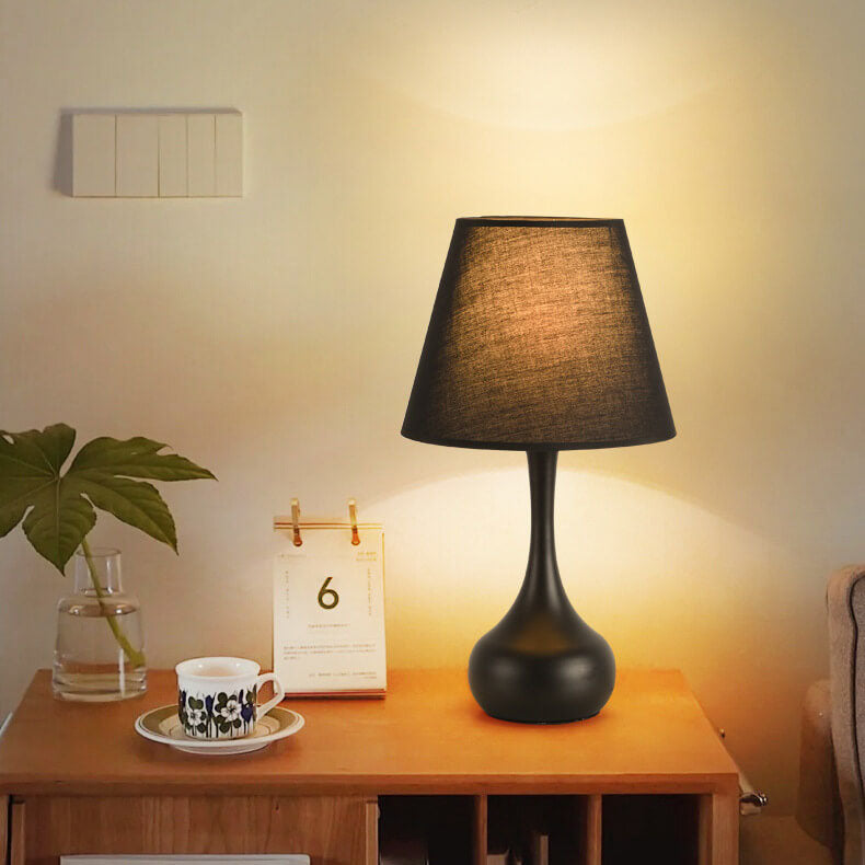 Pure Black White Iron Table Lamp