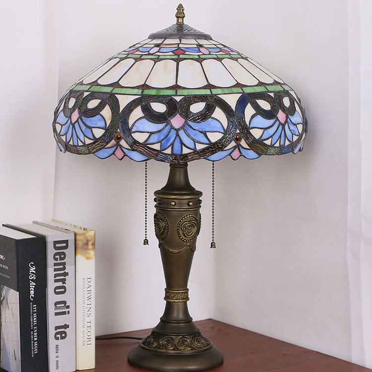 Peach Heart Baroque Stained 2-Light Table Lamp