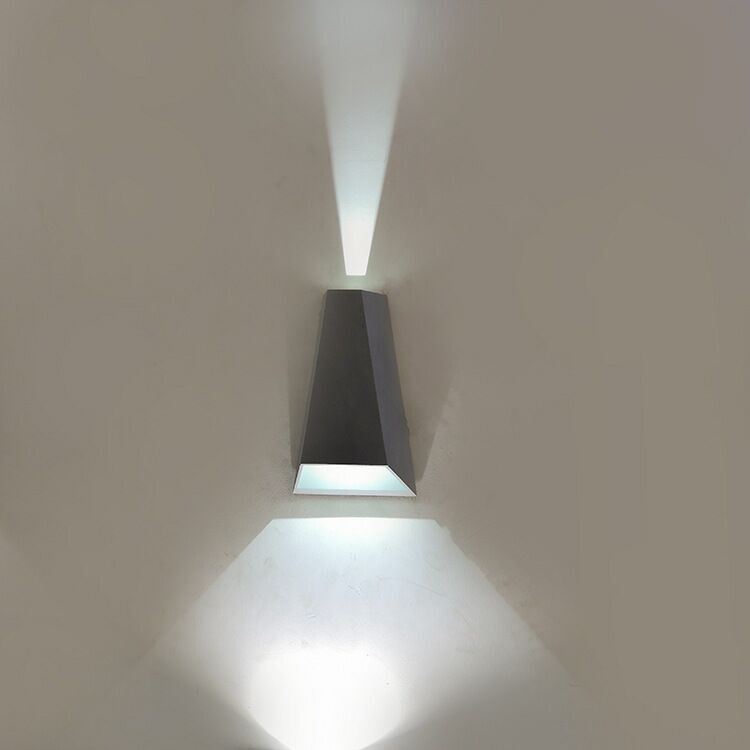 Trapezoidal Aluminum Silicone PVC Outdoor Light