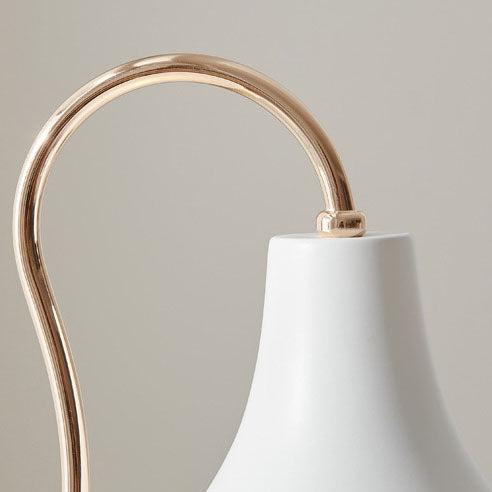 Iron Flower Shape Melting Table Lamp