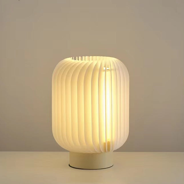 Round Pleated Iron Acrylic Table Lamp